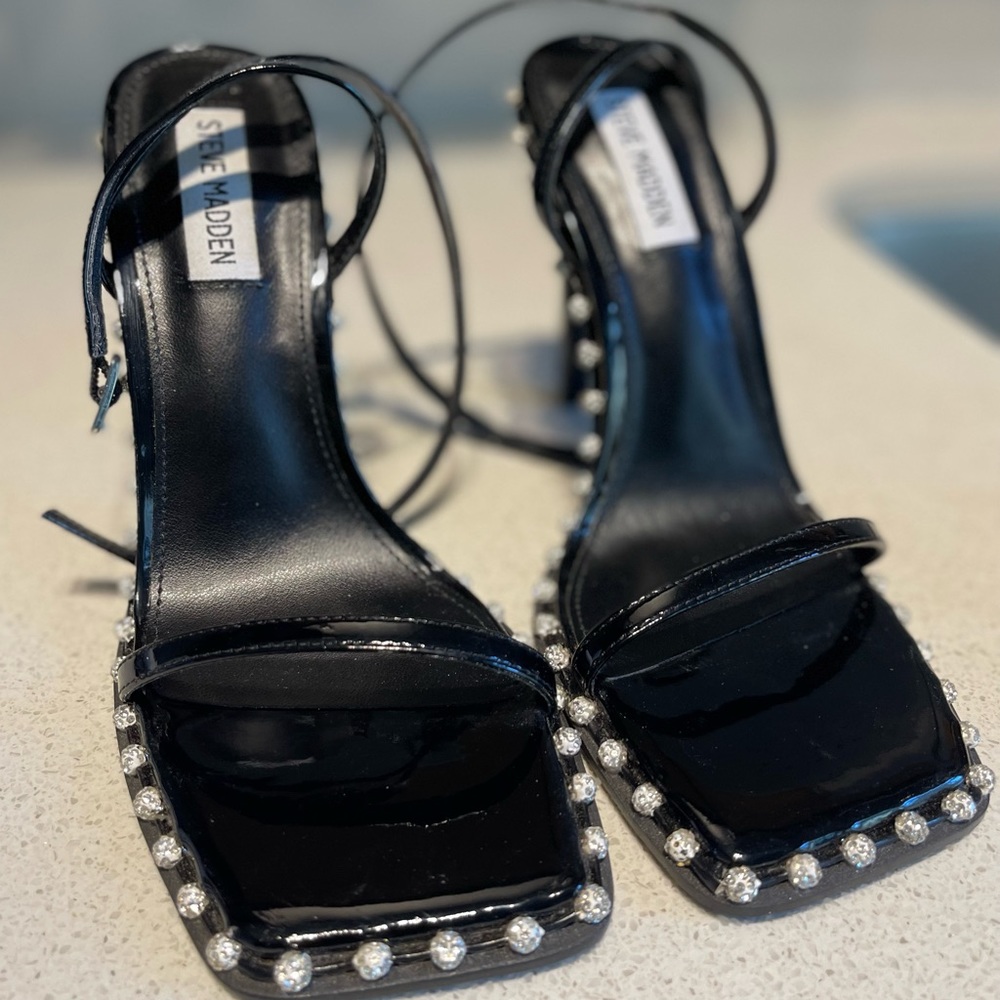 Black/Silver Steve Madden Size 8